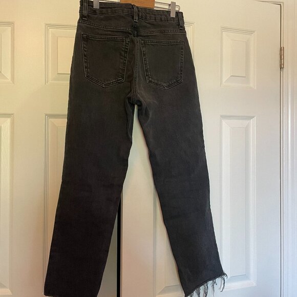 Topshop Straight Leg Jeans Women’s Size 26 x 32 Black Distressed Hem - Picture 3 of 4